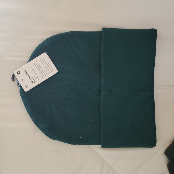 NWT lululemon Warm Revelation Beanie Storm Teal Wordmark - Picture 3 of 3